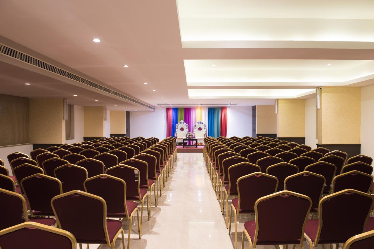 Lalitha Inn Guruvāyūr Dış mekan fotoğraf