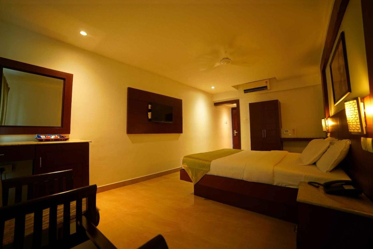 Lalitha Inn Guruvāyūr Dış mekan fotoğraf